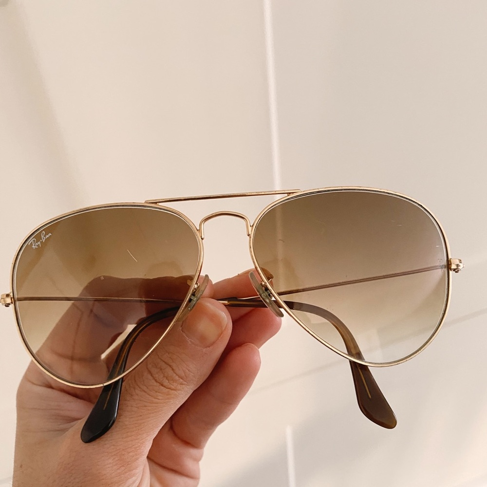Ray ban aviator sunglasses